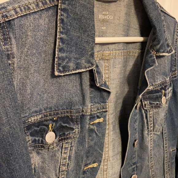 Pristine condition Jean denim jacket - Picture 2 of 4